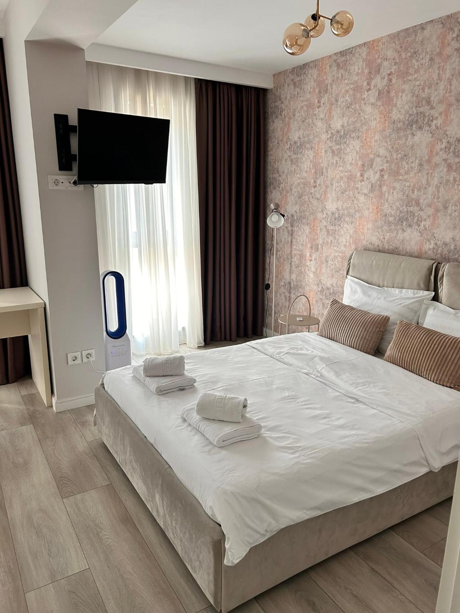 Elegance Apartment Bukares Bagian luar foto